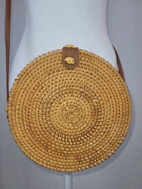 Boho Round Rattan Crossbody Bag Circular Woven Straw Purse Nwot